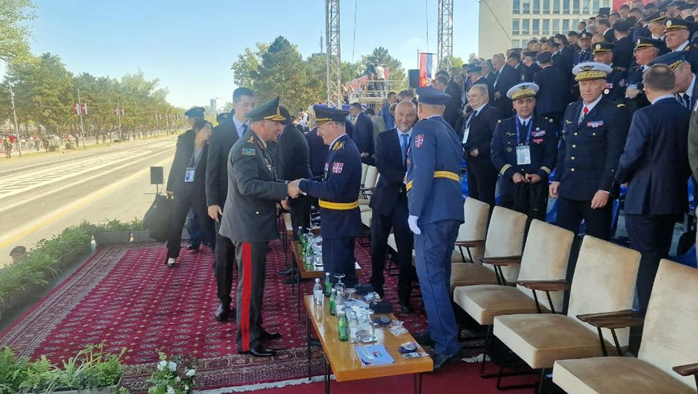 Azərbaycan Ordusunun Baş Qərargah rəisi Belqradda hərbi paradda iştirak edib (FOTO)