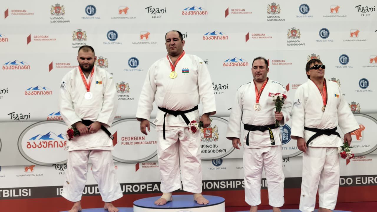 Paracüdoçularımız Avropa çempionatında 1 qızıl və 1 gümüş medal qazanıblar (FOTO)