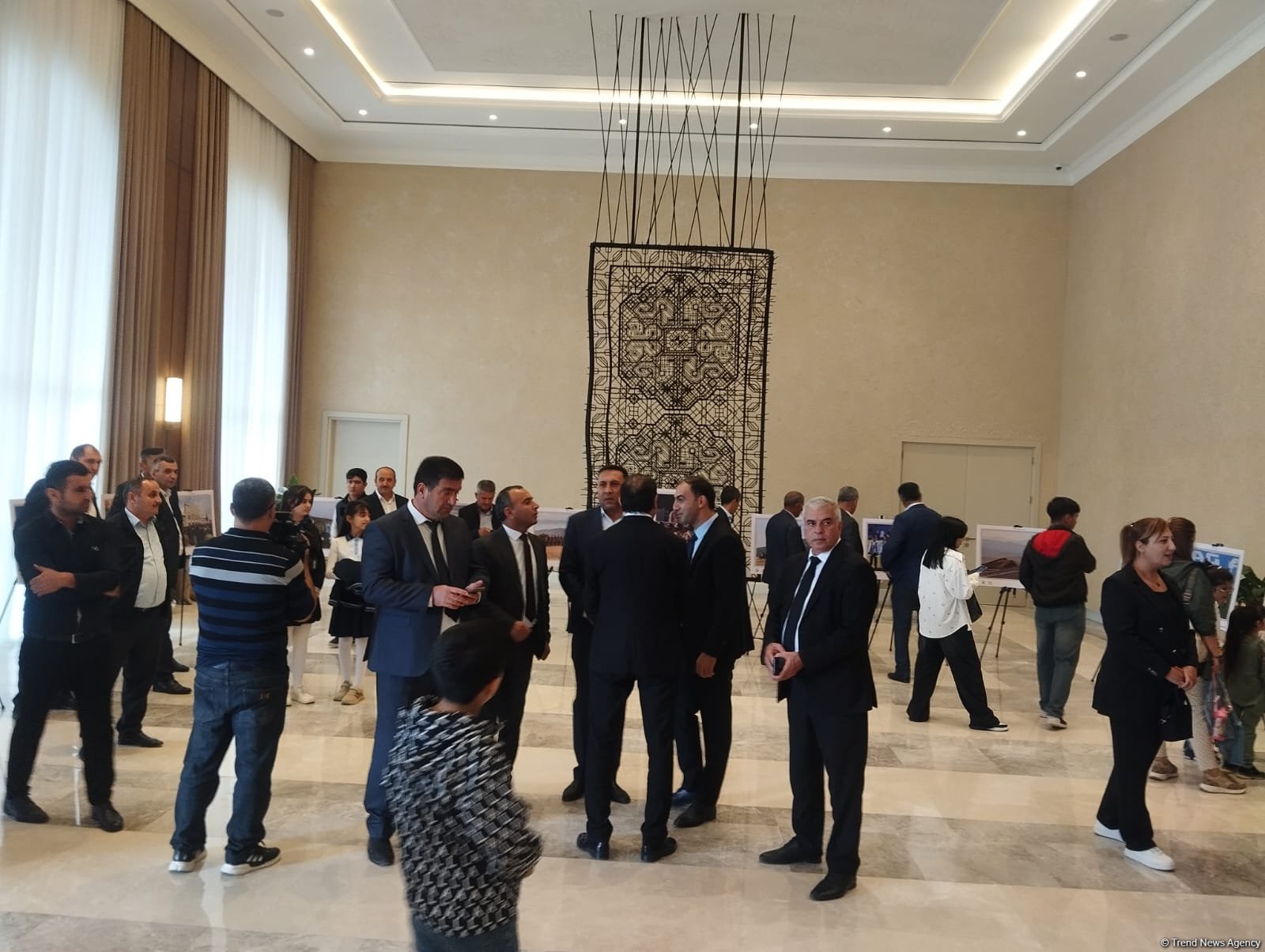 Xankəndidə “Qarabağ – obyektivdən tarixə” adlı fotosərgi keçirilib (FOTO)