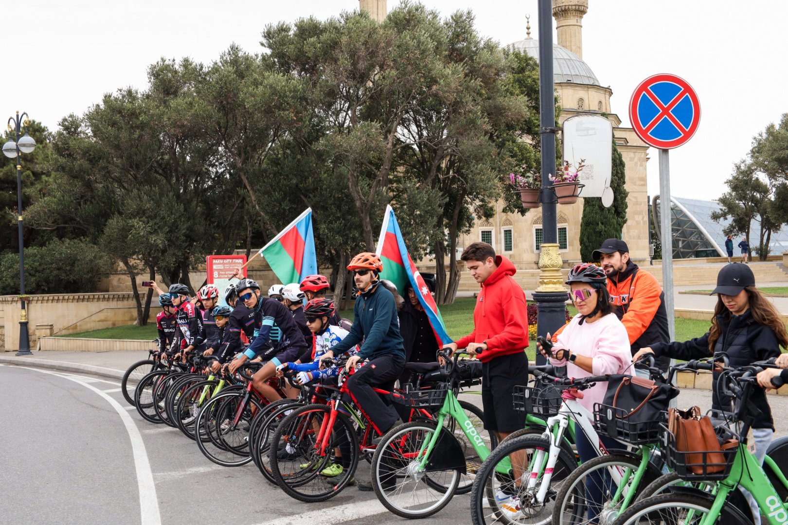 "Avropa Mobillik Həftəsi" çərçivəsində veloyürüş keçirilib (FOTO)