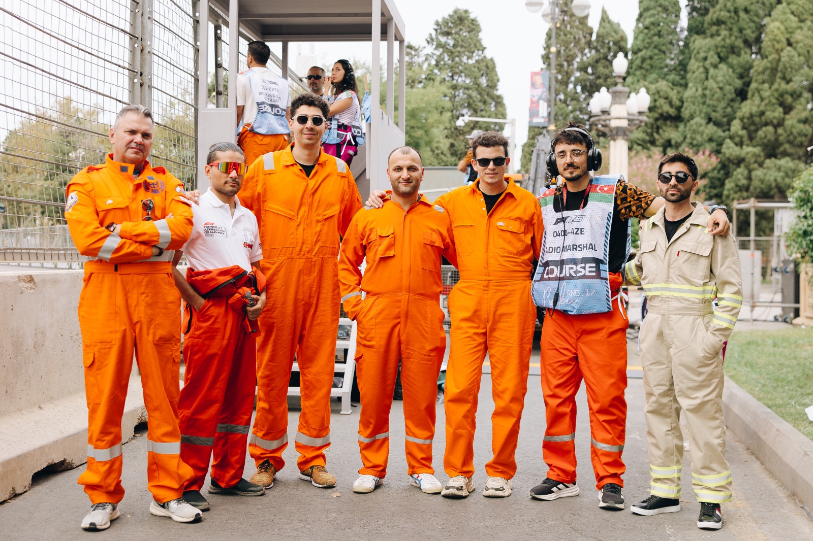 Bakı Şəhər Halqası marşalları rekord qıran sıralanma xaosunun qəhrəmanlarına çevrildilər (FOTO)