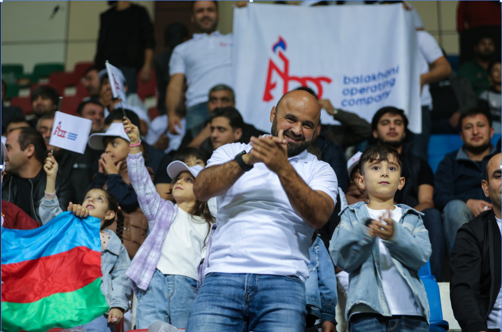 Balaxanı neftçiləri “Konstitusiya və Suverenlik İli” minifutbol turnirinin qalibi oldu (FOTO)