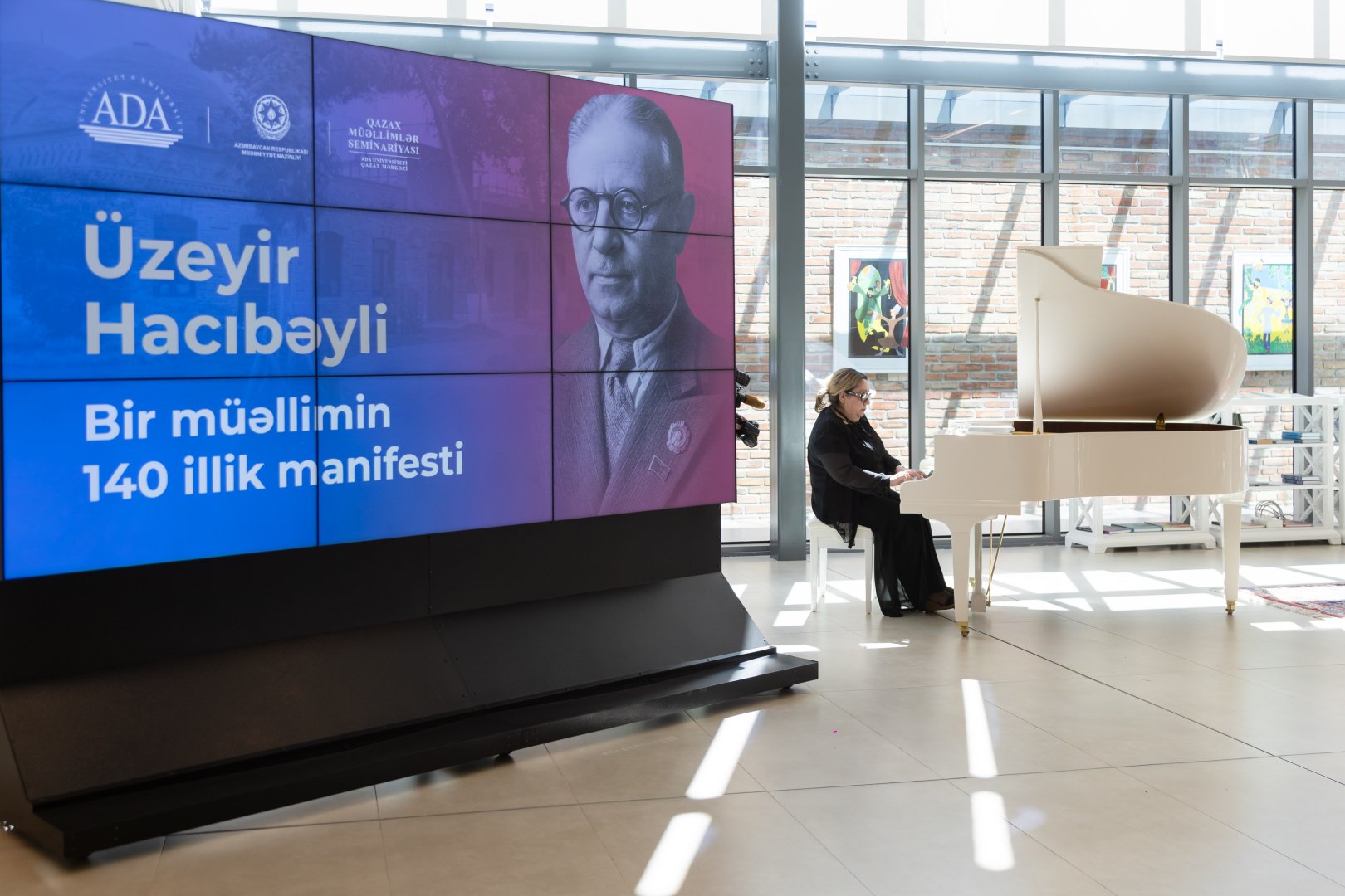 Üzeyir Hacıbəylinin 140 illik yubileyi ADA Universitetinin Qazax Mərkəzində qeyd olunub (FOTO)
