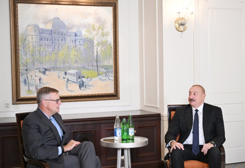 Prezident İlham Əliyev Nyu-Yorkda “Neuberger Berman” şirkətinin sədri və baş icraçı direktoru ilə görüşüb (FOTO/VİDEO)