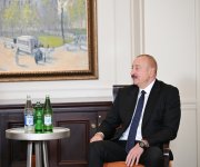 Prezident İlham Əliyev “Brookfield Asset Management” şirkətinin baş icraçı direktoru Brüs Flətt ilə görüşüb (FOTO)