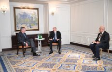 Prezident İlham Əliyev Nyu-Yorkda “Neuberger Berman” şirkətinin sədri və baş icraçı direktoru ilə görüşüb (FOTO)
