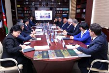 Gürcüstanın idman naziri Diaspor Komitəsində olub (FOTO)