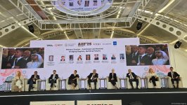 Bakıda 1-ci Azərbaycan Beynəlxalq İnvestisiya Forumu keçirilir (FOTO)