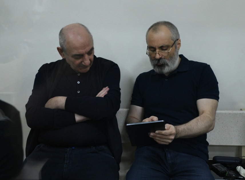 Ermənistan vətəndaşlarının məhkəməsində Xocalı soyqırımı, Qarakənd faciəsi və digər cinayətlərlə bağlı sənədlər elan edilib (FOTO)