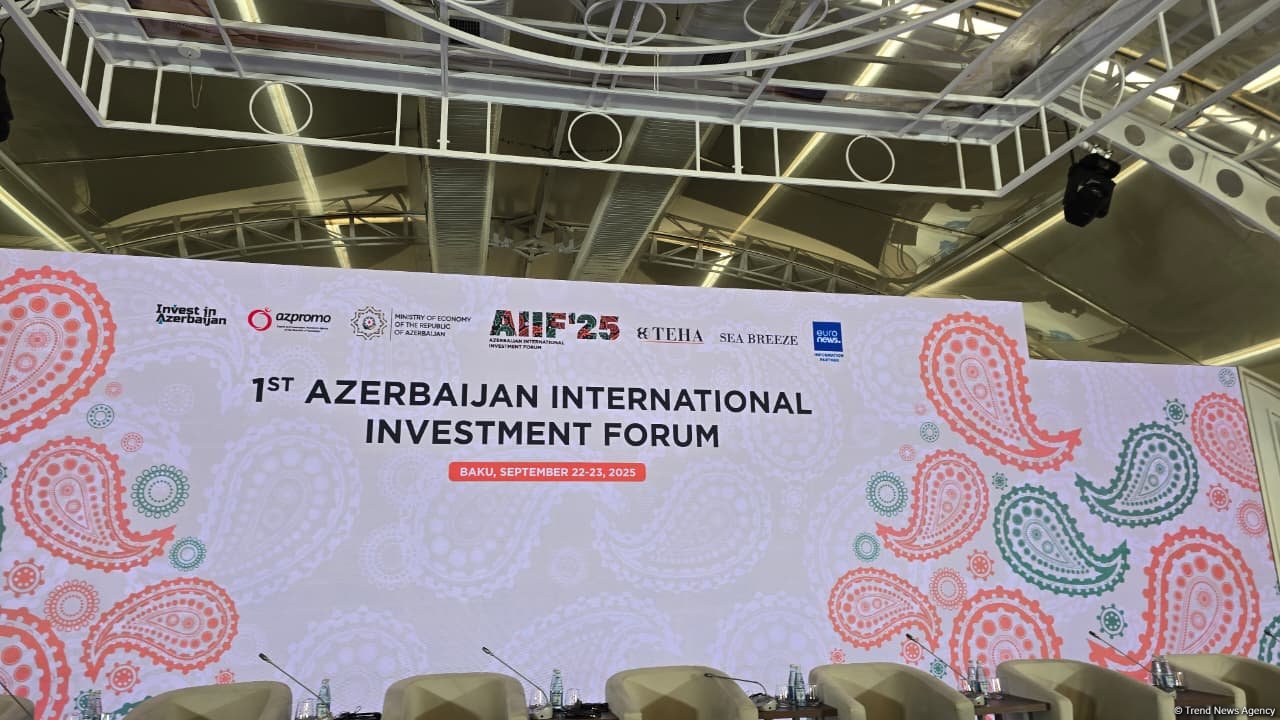 Bakıda 1-ci Azərbaycan Beynəlxalq İnvestisiya Forumu keçirilir (FOTO)