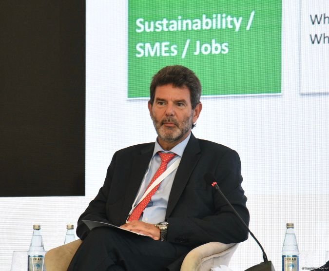 Birinci Beynəlxalq İnvestisiya Forumu çərçivəsində “Qlobal dəyişikliklər fonunda strateji qovşaqlar” mövzusunda panel sessiyası keçirilib (FOTO)