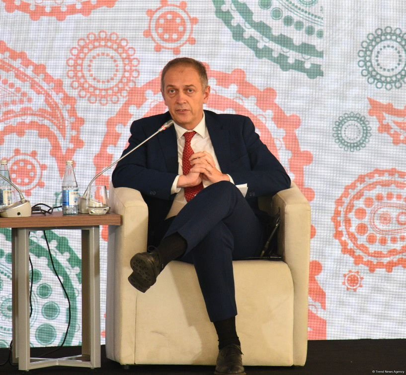 I Azərbaycan Beynəlxalq İnvestisiya Forumunun ilk günü geridə qalıb (FOTO) (YENİLƏNİB)