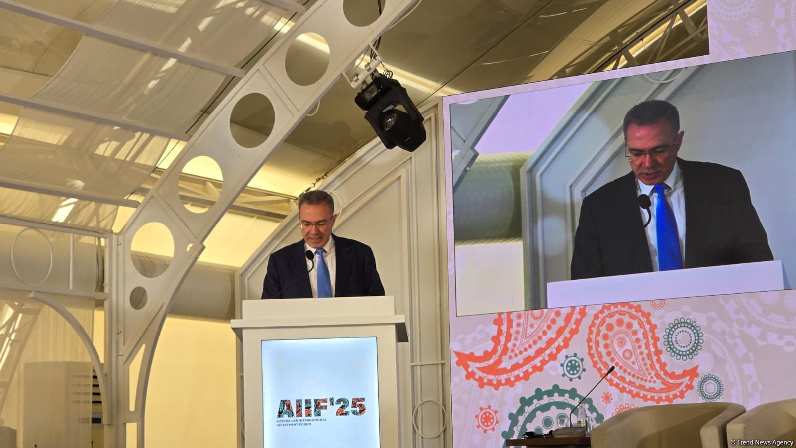 Bakıda 1-ci Azərbaycan Beynəlxalq İnvestisiya Forumu keçirilir (FOTO)