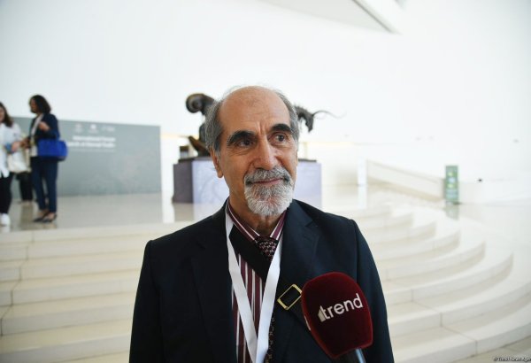 Buillki festivalda əsas diqqətin Nəsiminin yaradıcılığının elmi araşdırılmasına yönəldilməsi böyük əhəmiyyət kəsb edir - Kanadalı nümayəndə (FOTO)