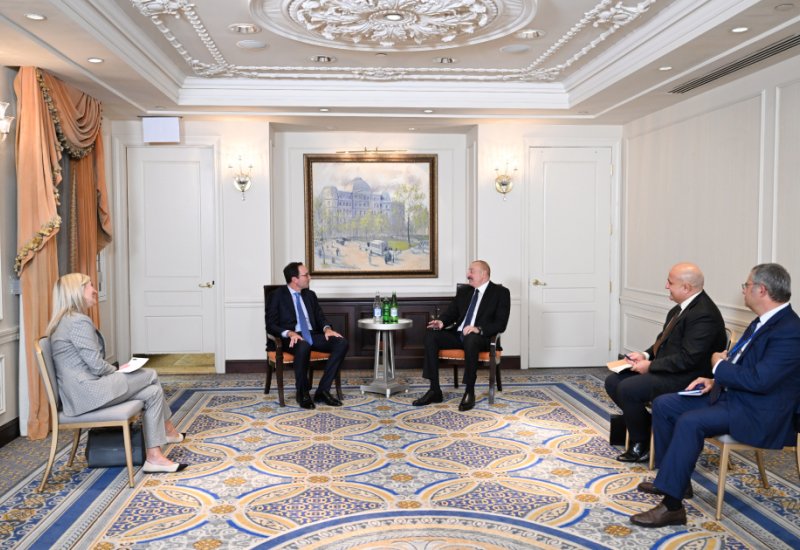 Prezident İlham Əliyev “Blackstone” şirkətinin prezidenti və baş əməliyyat direktoru Conatan Qrey ilə görüşüb (FOTO/VİDEO)
