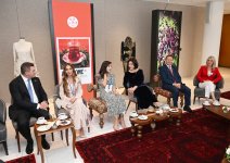 IDEA-nın təsisçisi və rəhbəri Leyla Əliyeva və Arzu Əliyeva Nyu-Yorkda “Anadolunun qapıları arxasındakı xəzinələr” adlı sərgidə iştirak ediblər (FOTO)