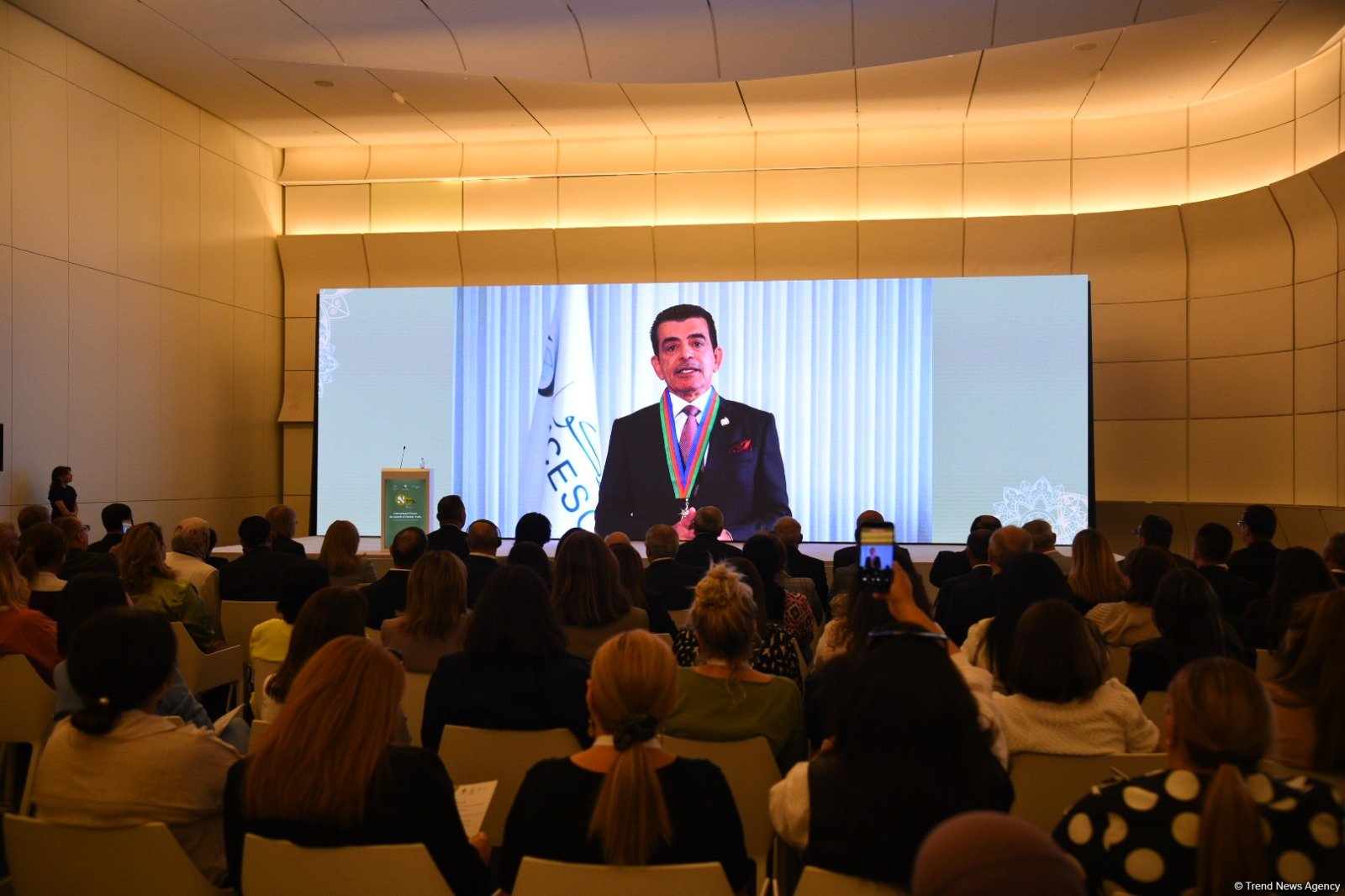 Heydər Əliyev Mərkəzində 3-cü Nəsimi - şeir, mənəviyyat və incəsənət festivalının təntənəli açılışı olub (FOTO)