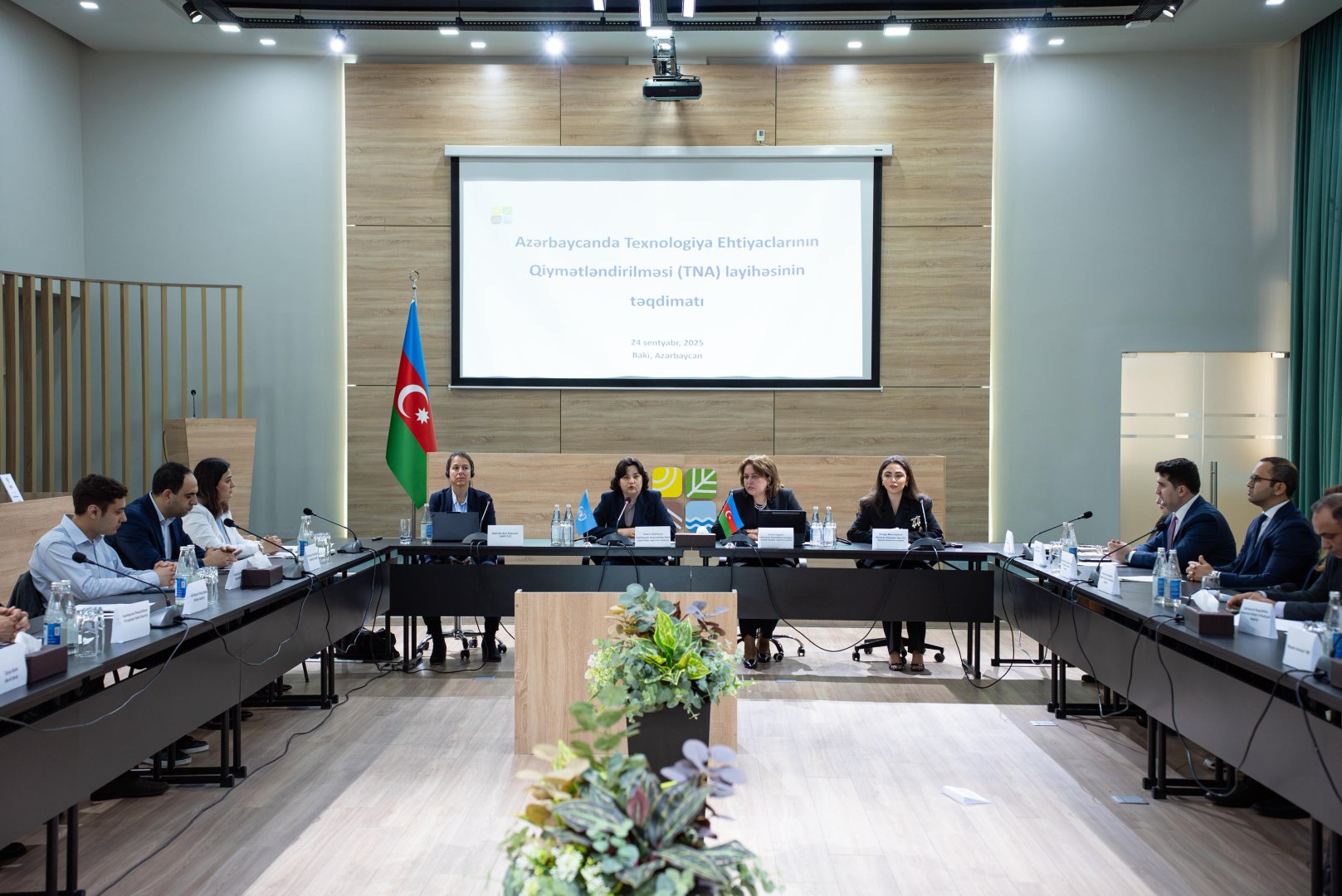 Azərbaycanda Texnologiya Ehtiyaclarının Qiymətləndirilməsi ilə bağlı müzakirə keçirilib