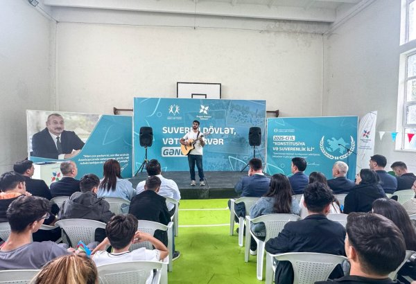 “Səyyar Gənclər Xidməti” fəaliyyətini Qax rayonunda uğurla davam etdirir (FOTO)