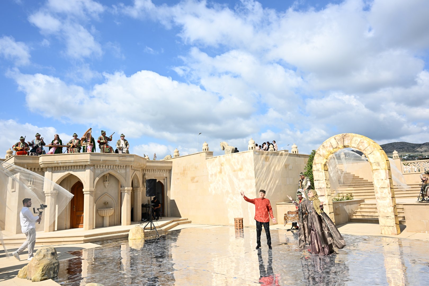 Nəsimi festivalı şairin doğma diyarı Şamaxıda davam edir (FOTO)