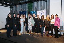 Qadınlar üçün kibertəhlükəsizlik sahəsi üzrə tədbir keçirilib (FOTO)