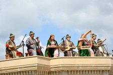 Nəsimi festivalı şairin doğma diyarı Şamaxıda davam edir (FOTO)