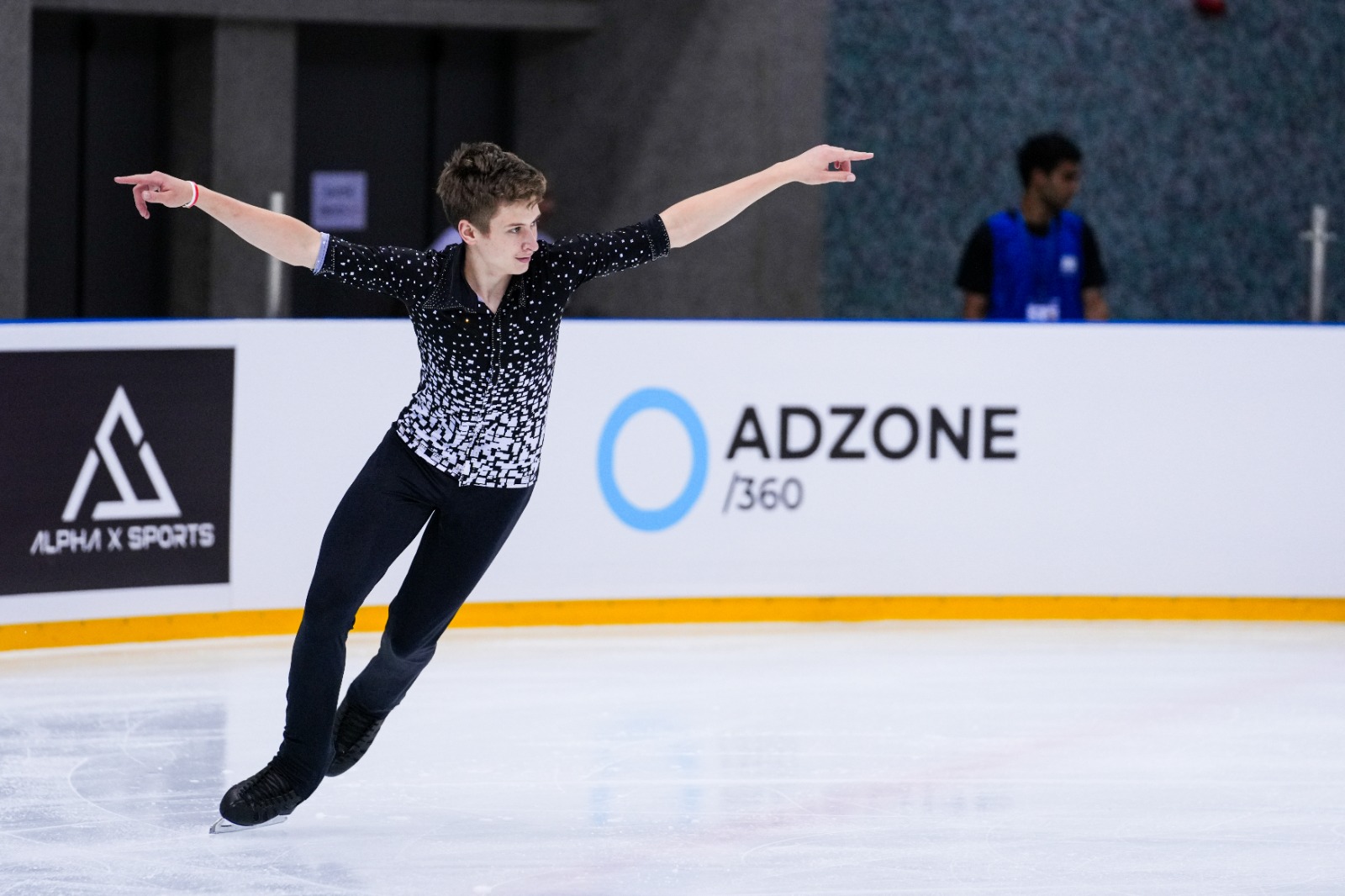Bakıda fiqurlu konkisürmə üzrə Qran-pri turnirinin qısa proqramı keçirilib (FOTO)