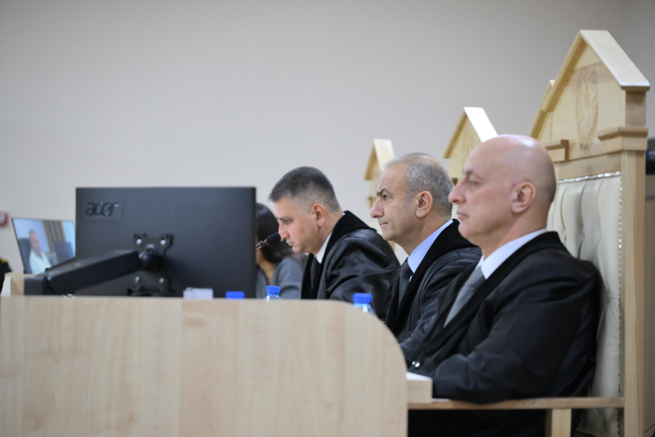 Azərbaycan ərazilərinin Ermənistan tərəfindən işğalı ilə bağlı müdafiə nazirinin sabiq müavini Manvel Qriqoryanın etirafları məhkəmədə sübut kimi tədqiq edilib (FOTO)