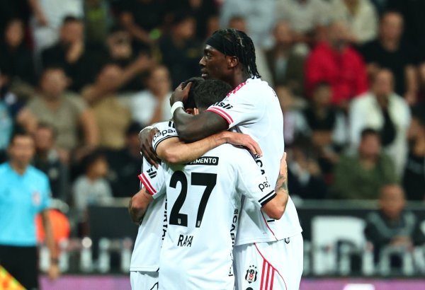 "Beşiktaş" səfərdə "Kayserispor"u darmadağın edib - Türkiyə Superliqası