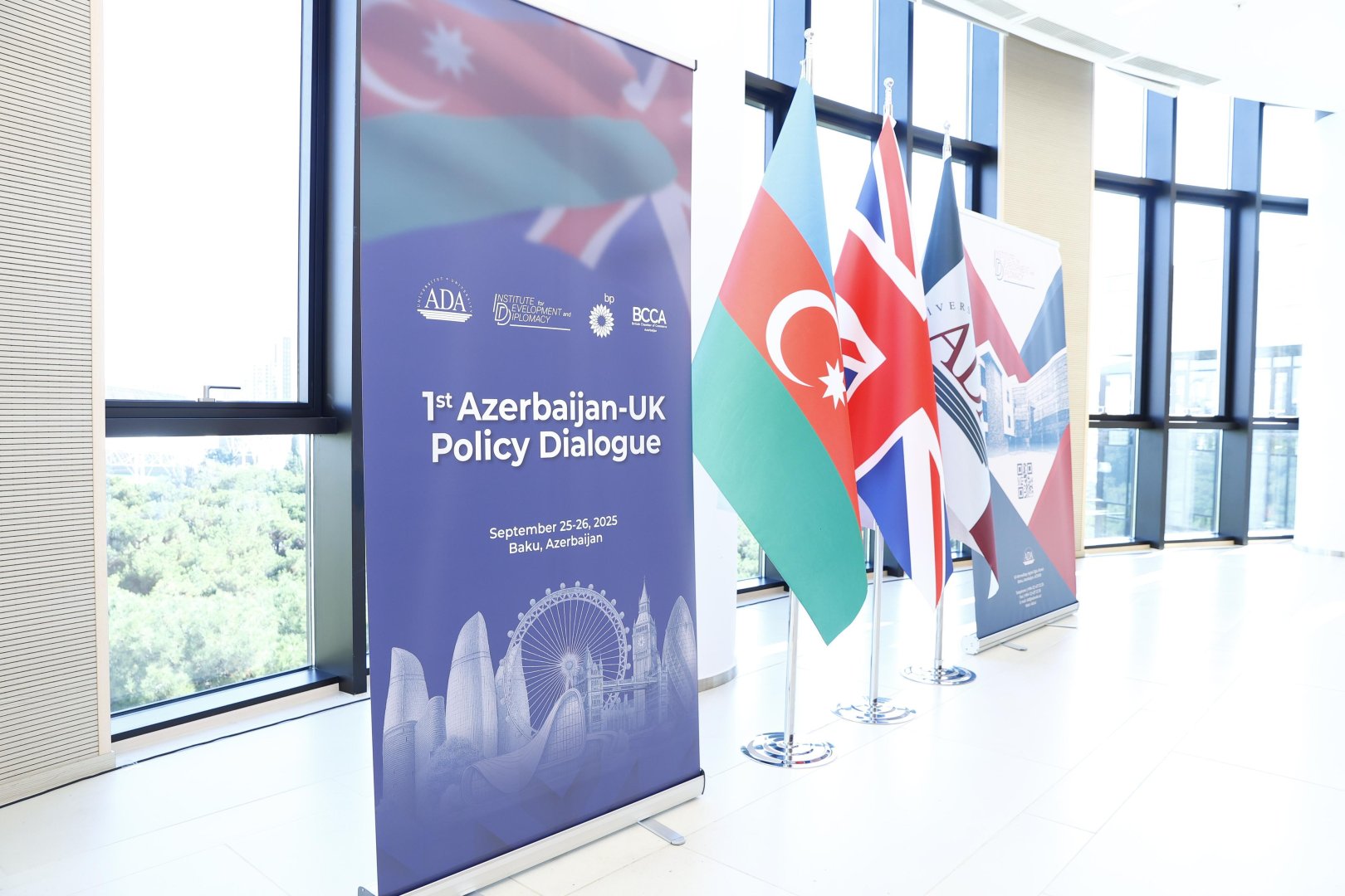 ADA Universitetində 1-ci Azərbaycan - Birləşmiş Krallıq Siyasət Dialoqunun açılış mərasimi keçirilib (FOTO)