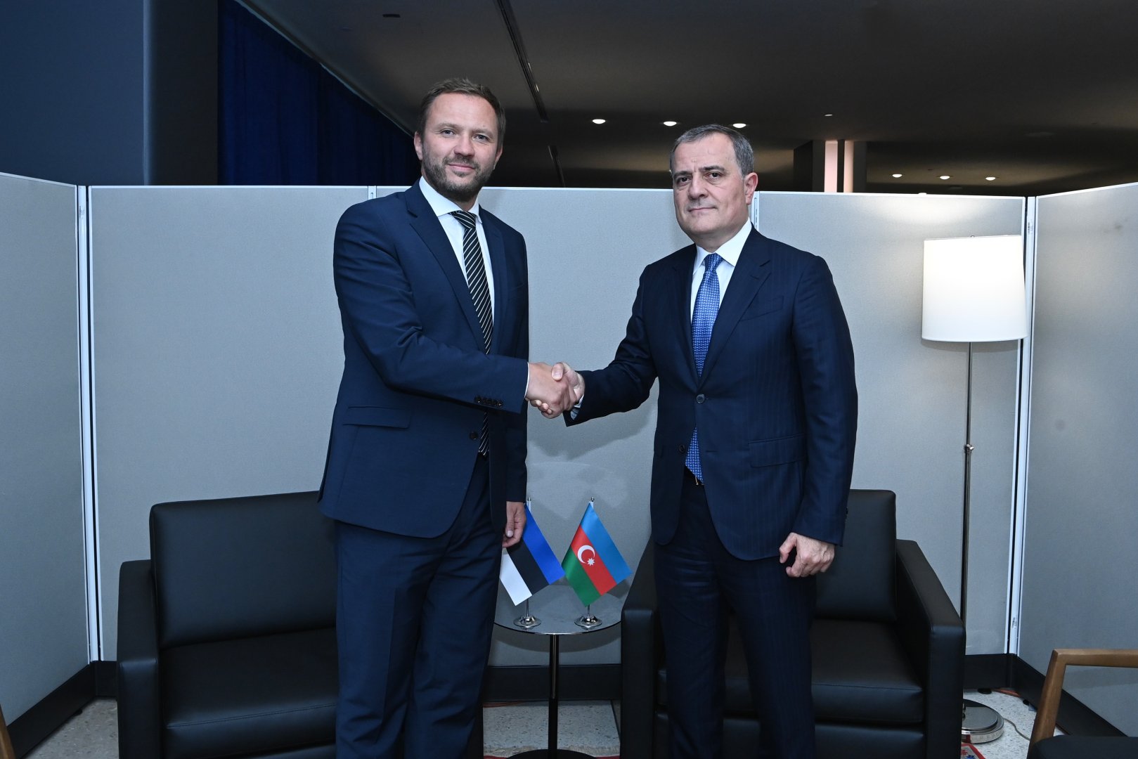 Ceyhun Bayramov Estoniyanın xarici işlər naziri ilə görüşüb (FOTO)