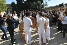 "Nəsimi" festivalı çərçivəsində İçəri Şəhərdə bir sıra maraqlı performanslar nümayiş olunub (FOTO)