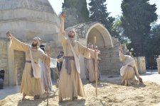 "Nəsimi" festivalı çərçivəsində İçəri Şəhərdə bir sıra maraqlı performanslar nümayiş olunub (FOTO)