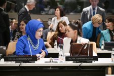 Birinci xanım Mehriban Əliyeva BMT Baş Assambleyası çərçivəsində xüsusi sessiyada iştirak edib (FOTO)
