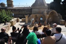 "Nəsimi" festivalı çərçivəsində İçəri Şəhərdə bir sıra maraqlı performanslar nümayiş olunub (FOTO)