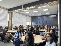 “Konstitusiya və Suverenlik İli” çərçivəsində Bakı Dövlət Universitetinin tələbələri üçün növbəti master-klas keçirilib (FOTO)