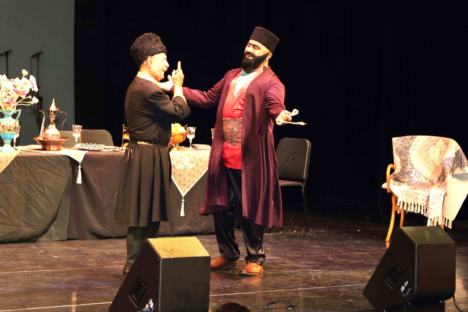 Kanadada “O olmasın, bu olsun” operettası səhnələşdirilib (FOTO)