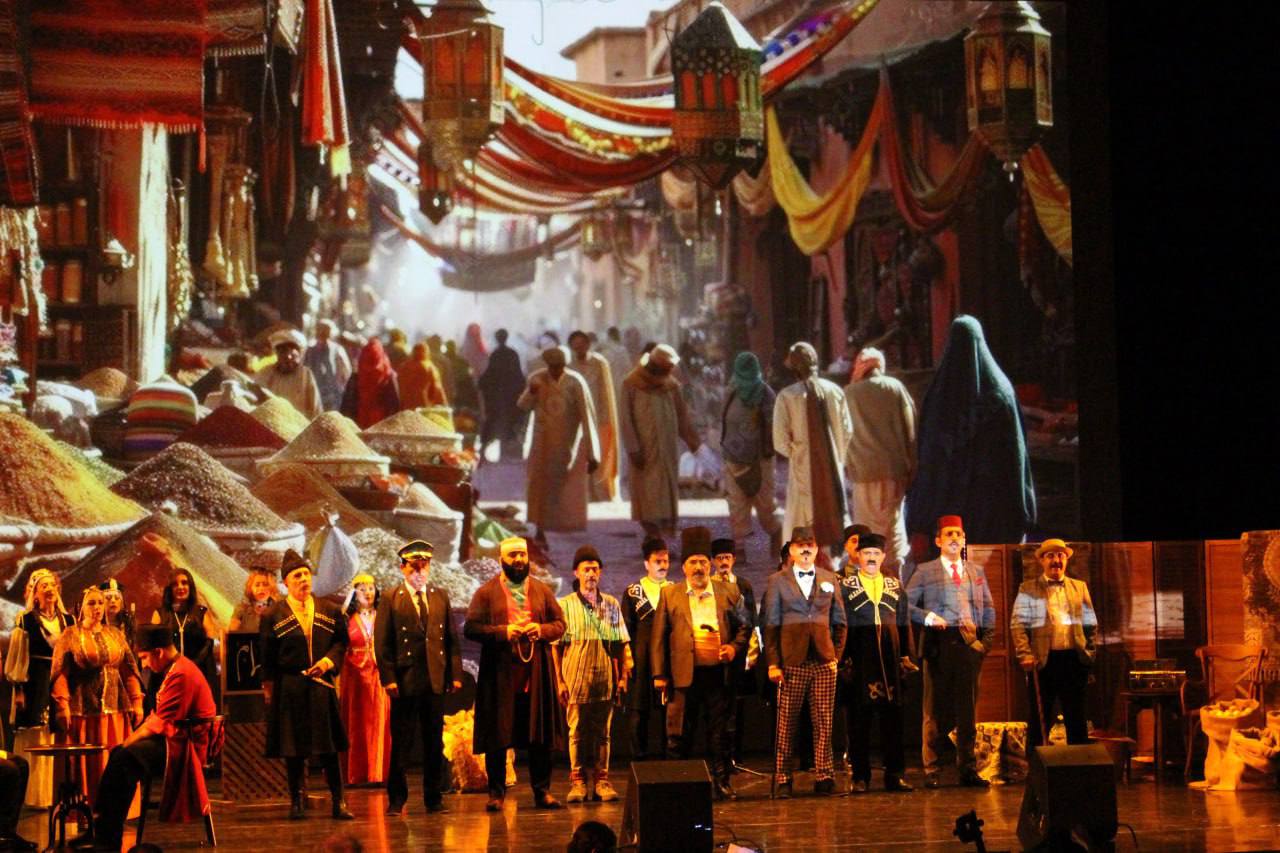 Kanadada “O olmasın, bu olsun” operettası səhnələşdirilib (FOTO)