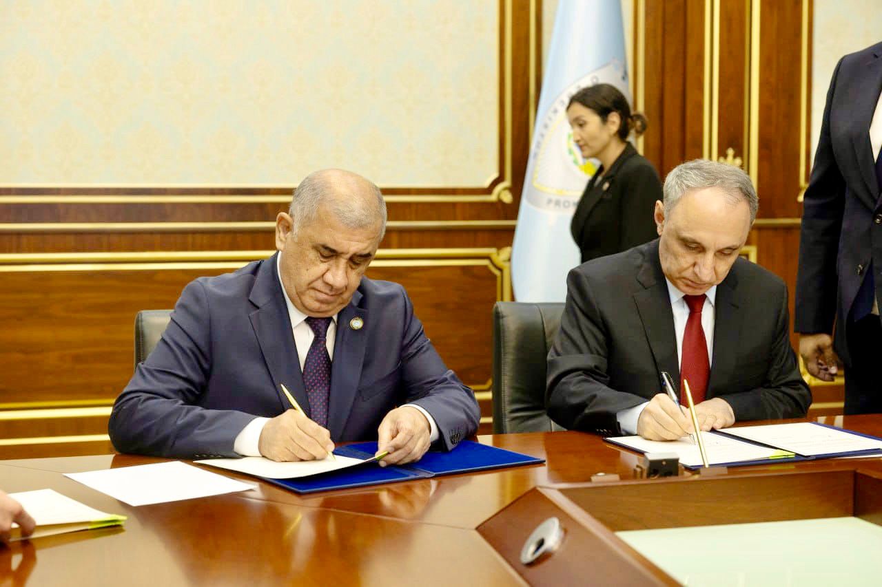 Azərbaycanla Özbəkistan arasında "Əməkdaşlıq Proqramı” imzalanıb (FOTO)