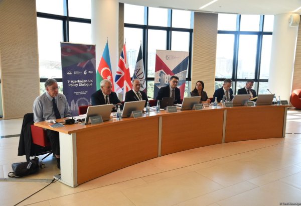 ADA Universitetində 1-ci Azərbaycan-Britaniya Siyasi Dialoqunun ikinci günü keçirilib (FOTO) (YENİLƏNİB)