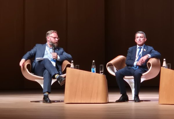 Universitetlər dialoq və əməkdaşlıq üçün neytral meydançaya çevrilir - Fariz İsmayılzadə