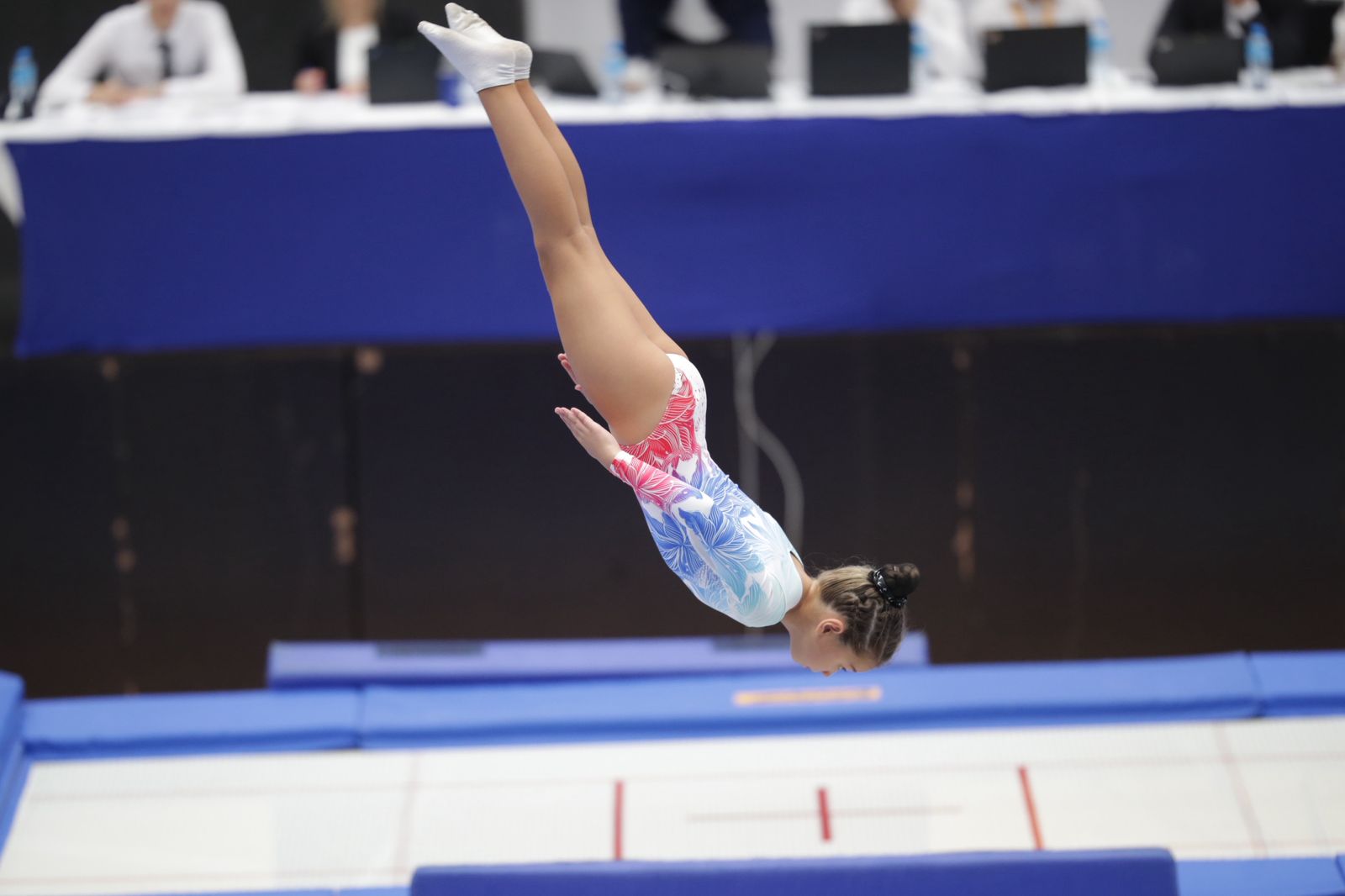 Şəkidə batut gimnastikası üzrə ölkə birinciliyi keçirilib (FOTO)