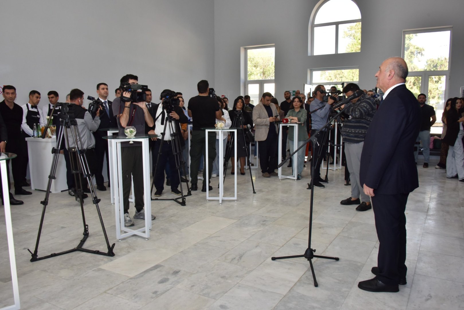 Gəncə–Mingəçevir–Ağstafa marşrutu ilə rəmzi səfər təşkil edilib (FOTO)