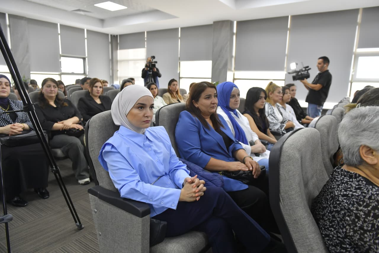 Şagirdlərin gələcək peşə istiqamətlərinin müəyyənləşdirilməsinə kömək etmək məqsədilə hazırlanmış “Peşə seçimi” aləti təqdim olunub