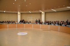 ADA Universitetində 1-ci Azərbaycan-Britaniya Siyasi Dialoqunun ikinci günü keçirilir (FOTO)