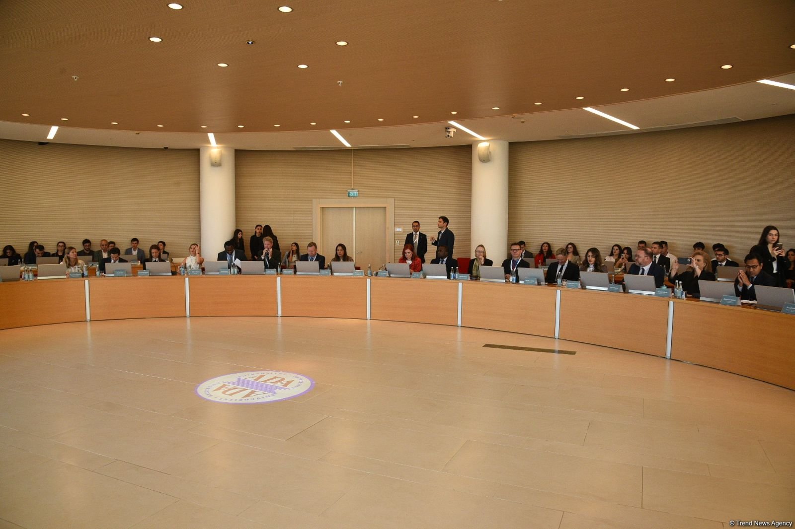 ADA Universitetində 1-ci Azərbaycan-Britaniya Siyasi Dialoqunun ikinci günü keçirilir (FOTO)