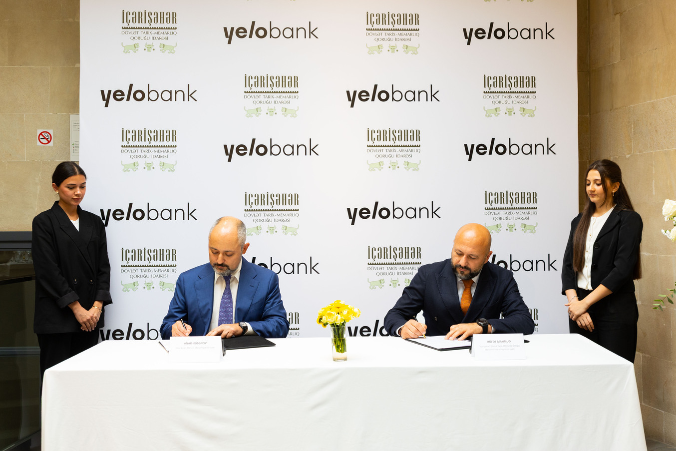 İçərişəhər rəqəmsallaşır: Yelo Bank yeni təşəbbüsə qoşuldu (FOTO)
