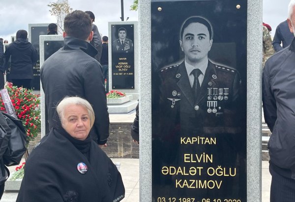 O balasından, mən də balamdan doymadım - Şəhid valideynləri övladlarını andılar (FOTO)