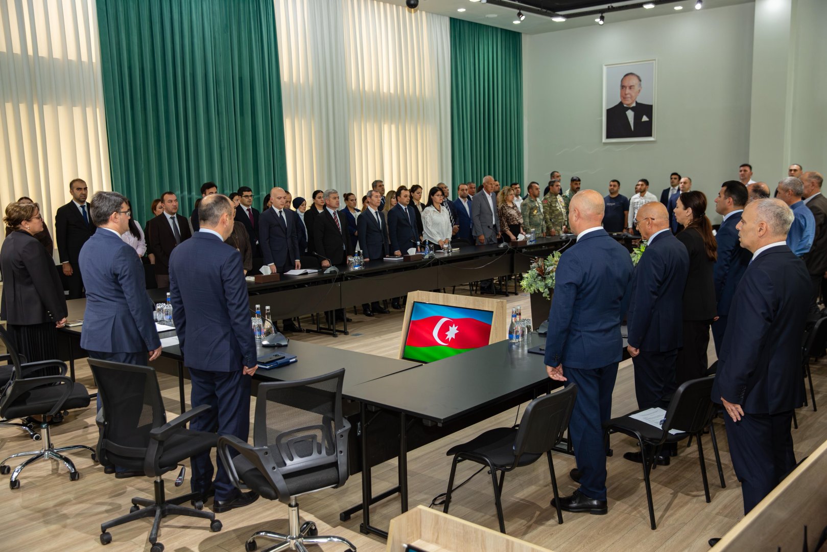ETSN kollektivi şəhidlərin əziz xatirəsini yad edib (FOTO)