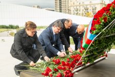 ETSN kollektivi şəhidlərin əziz xatirəsini yad edib (FOTO)